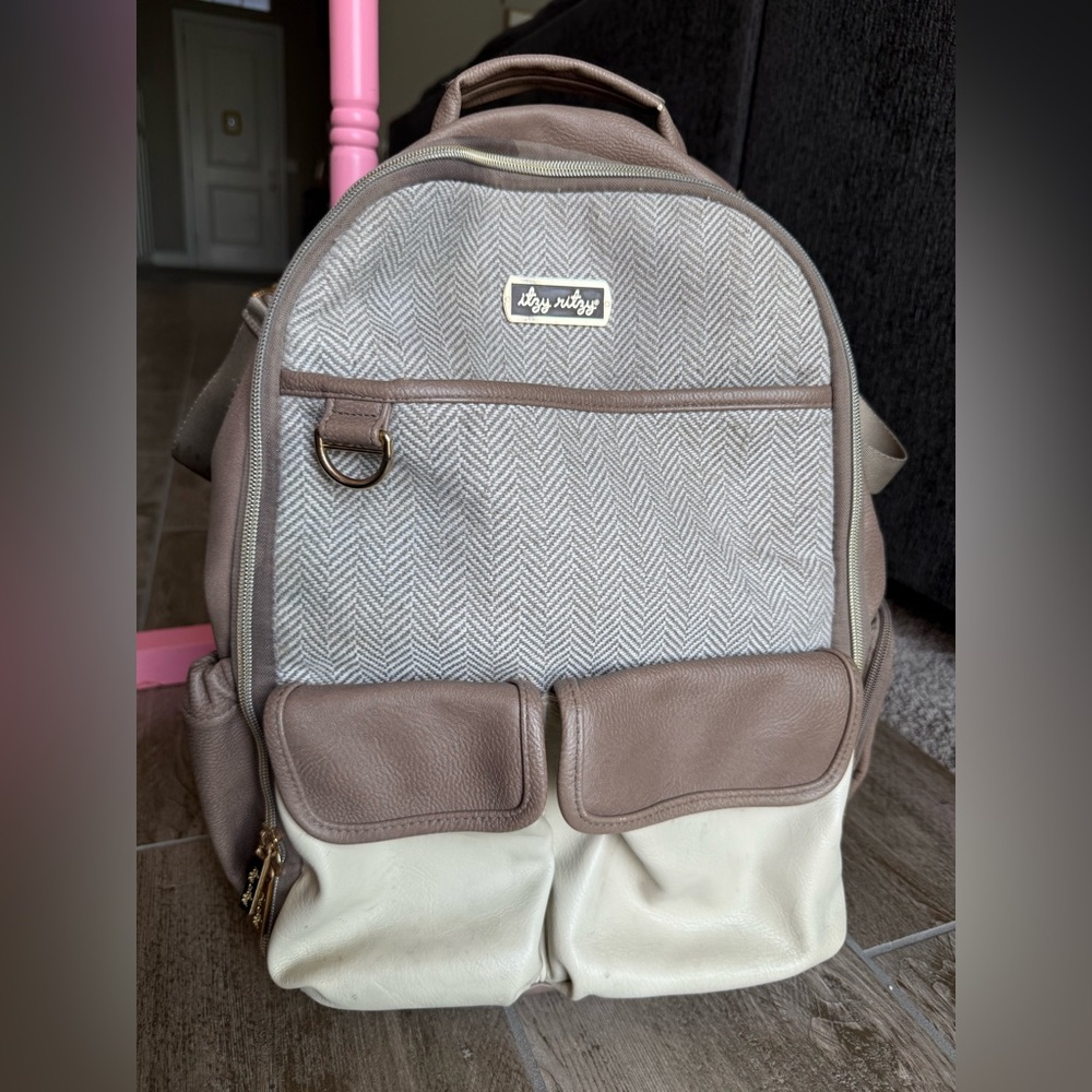 Itzy Ritzy Taupe Cream Diaper Bag Backpack w Changing Pad & Stroller Straps